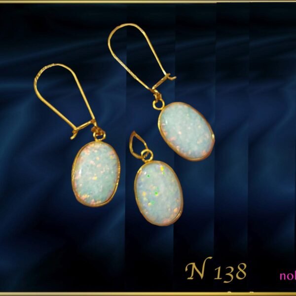 Opal Set pendent