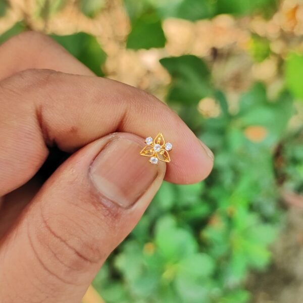 Nosepin |  Sonaton  gold & zircon stone
