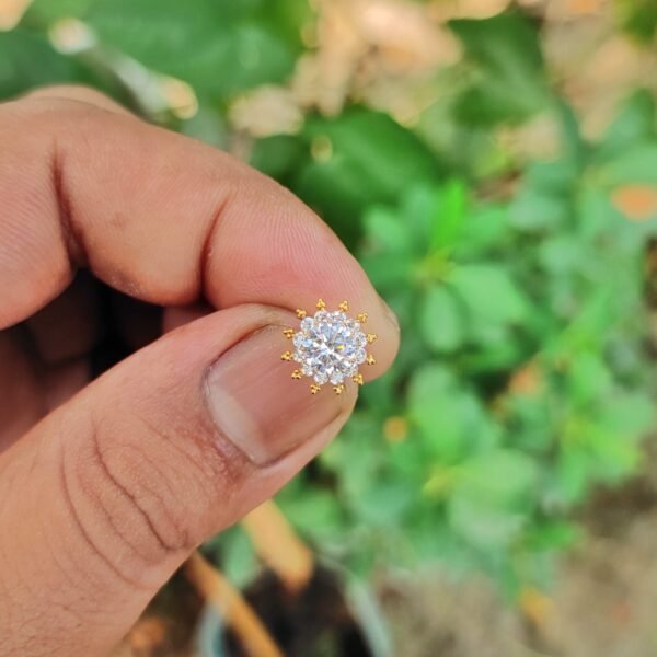 Nosepin  Sonaton  gold & zircon stone
