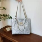✨Butterfly Chain Tote Bag